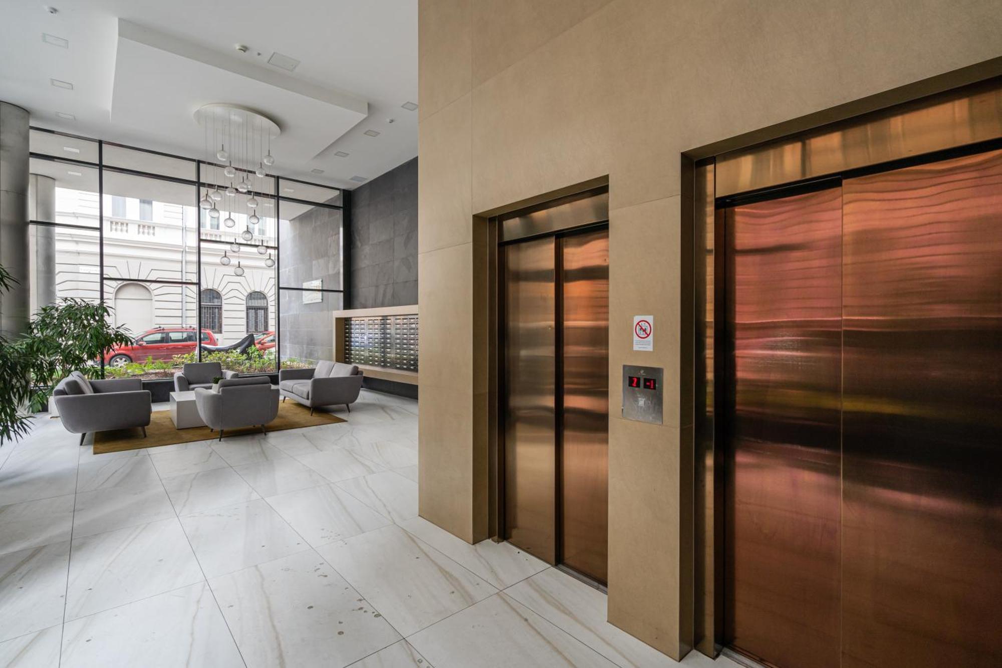 Blooming Budapest Apartment With Free Underground Parking Ngoại thất bức ảnh
